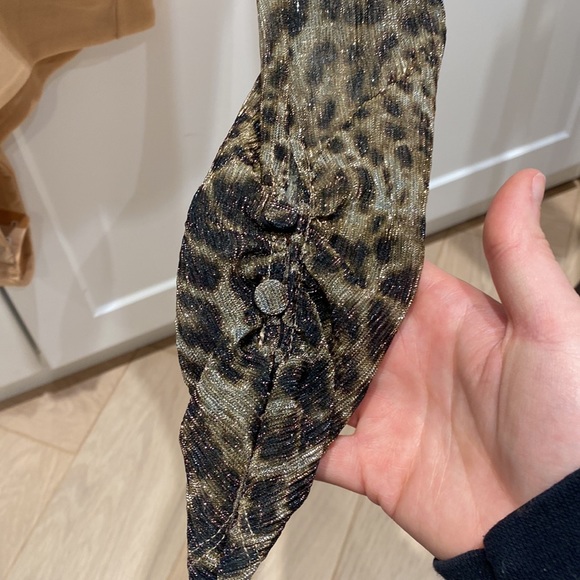 NEVER WORN scripted mettallic body suit size M - Picture 3 of 9